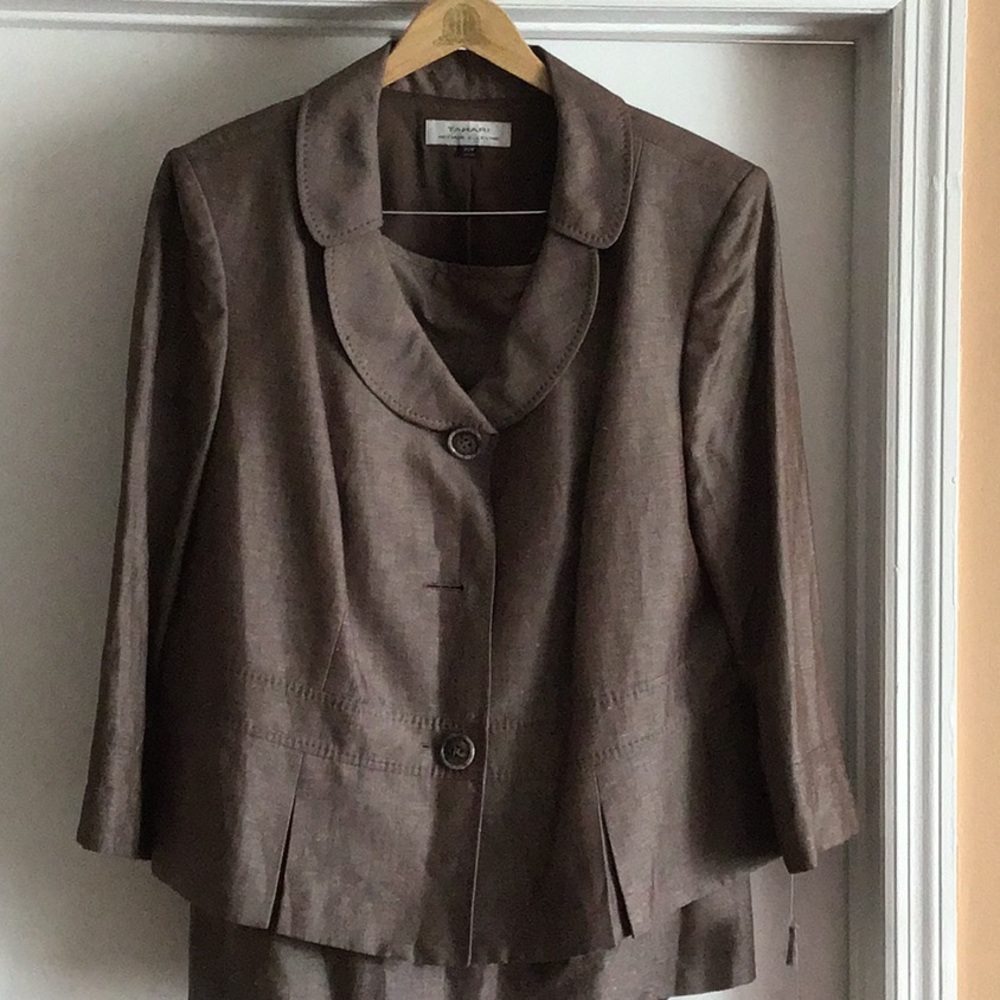 Fall special - NEW 2-piece Tahari Skirt Suit